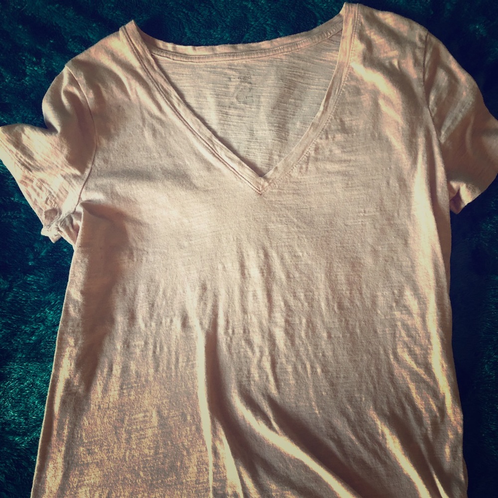 Light pink shirt sleeved shirt